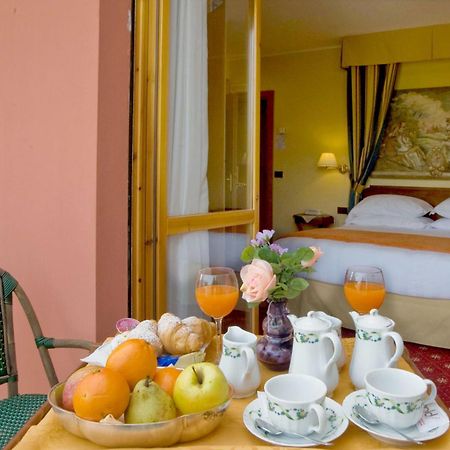Hotel Ferrari Salsomaggiore Terme Kültér fotó