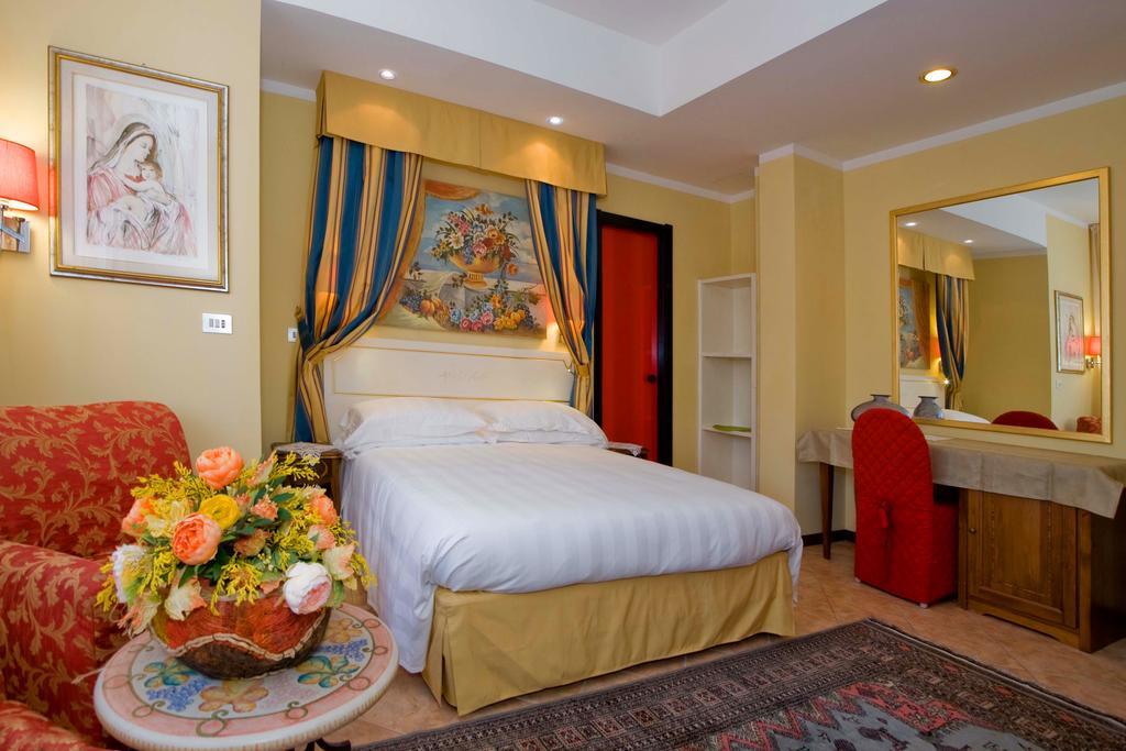 Hotel Ferrari Salsomaggiore Terme Kültér fotó