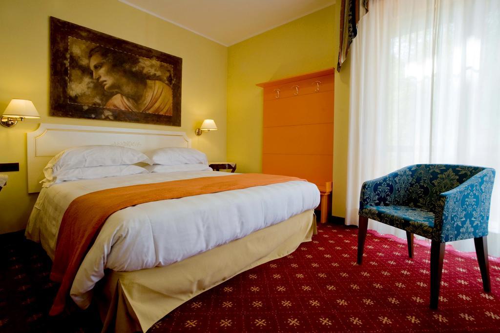 Hotel Ferrari Salsomaggiore Terme Kültér fotó