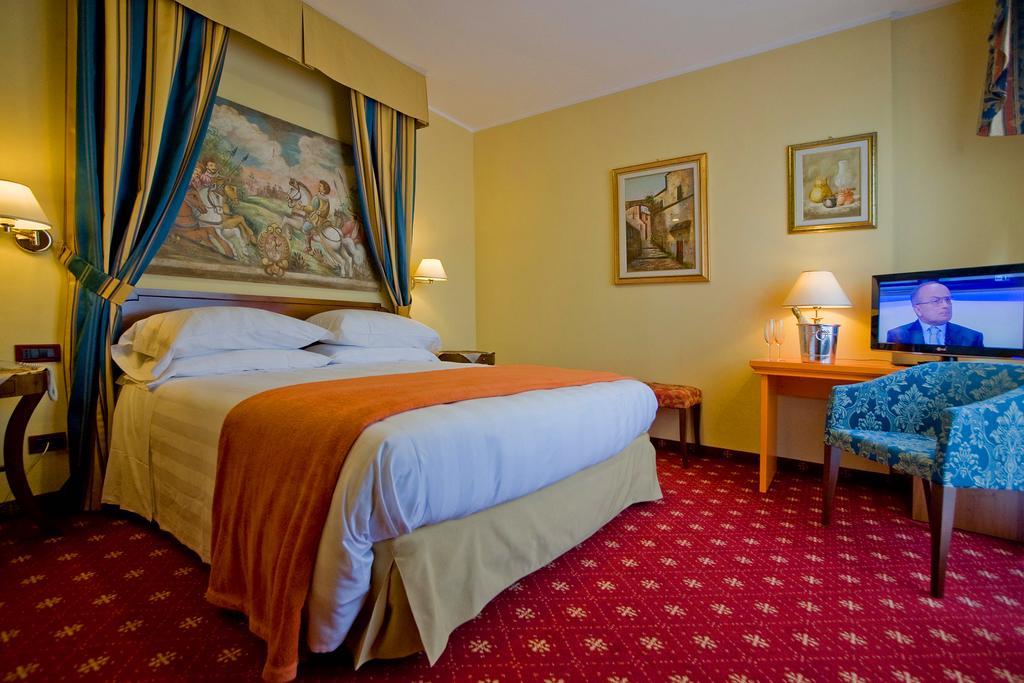 Hotel Ferrari Salsomaggiore Terme Kültér fotó